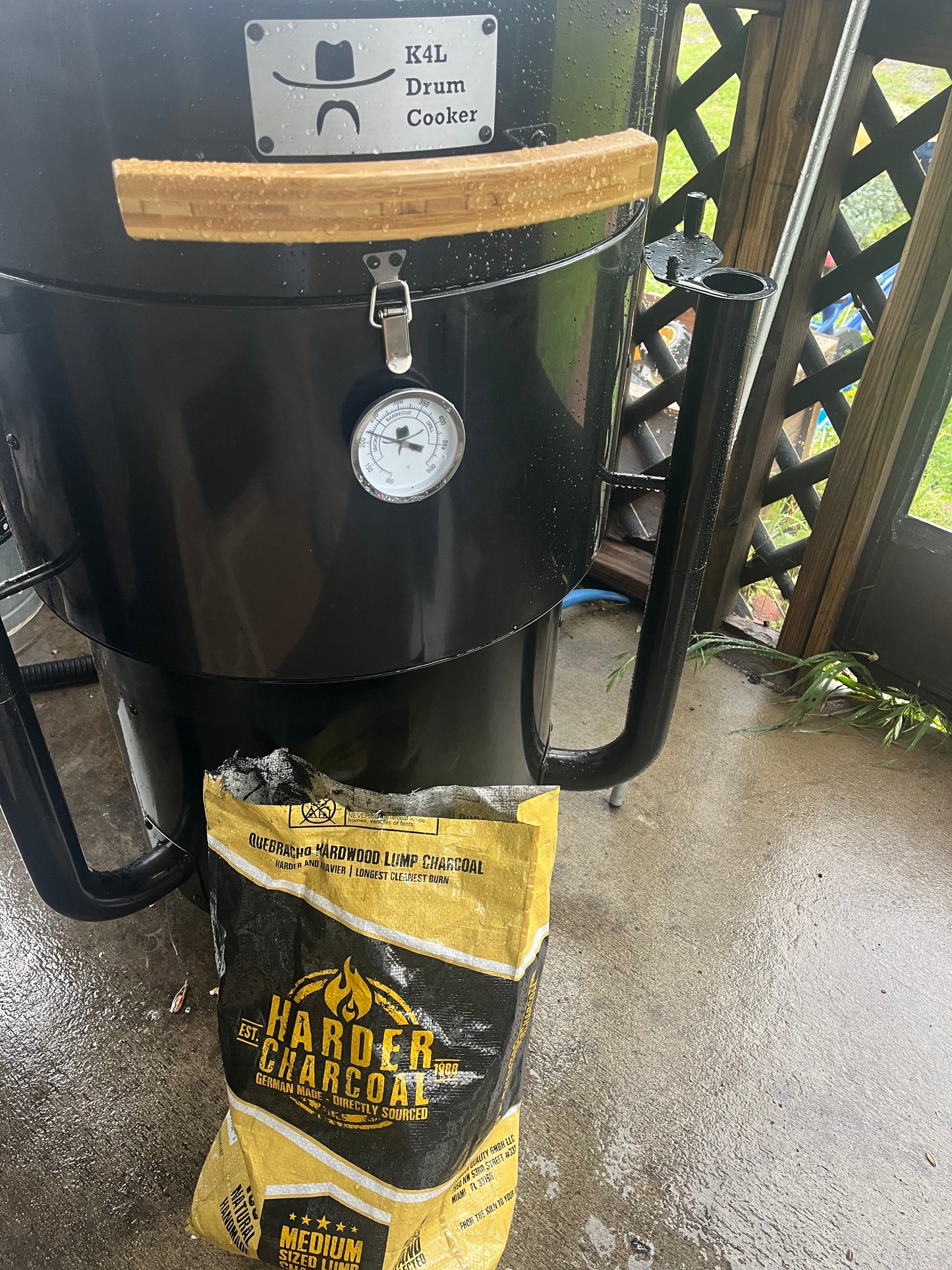 K4L drum smoker from 4 Legs Up BBQ